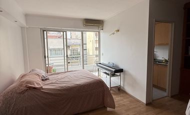 S.Ortiz y French Monoamb grande c/Bcon Edif con Piscina Apto Prof
