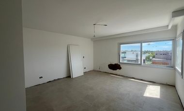 CASA EN ALQUILER - LA RESERVA CARDALES