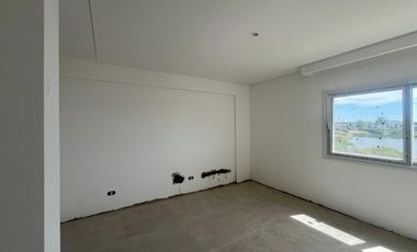 CASA EN ALQUILER - LA RESERVA CARDALES