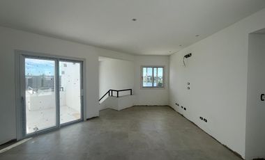 CASA EN ALQUILER - LA RESERVA CARDALES
