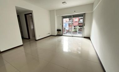 Departamento de dos ambientes-Moron-