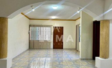 AMPLIA CASA EN RENTA COL. BENITO JUAREZ