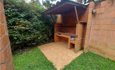 CASA DE 3 NIVELES EN ITAGUI SECTOR SURAMERICA