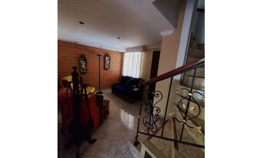 CASA DE 3 NIVELES EN ITAGUI SECTOR SURAMERICA