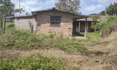 FINCA EN EL CARMEN 28.500 METROS USOS MULTIPLES 3.420 MILLONES