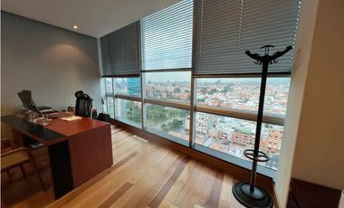 Santa Barbara, Arriendo Oficina 242 M, Piso 15