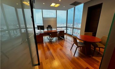 Santa Barbara, Arriendo Oficina 242 M, Piso 15