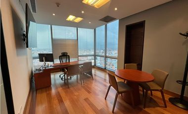 Santa Barbara, Arriendo Oficina 242 M, Piso 15