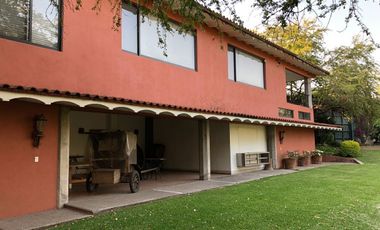 CASA-TERRENO EN CENTRO DE JIUTEPEC