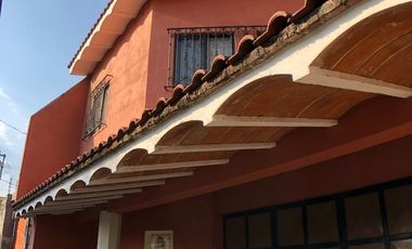 CASA-TERRENO EN CENTRO DE JIUTEPEC