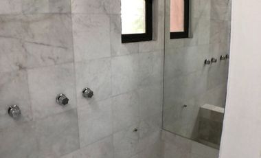 CASA-TERRENO EN CENTRO DE JIUTEPEC