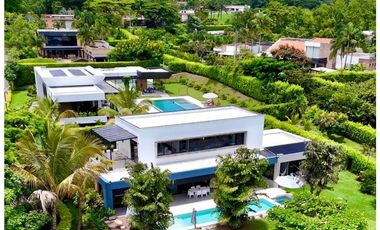 Espectacular Casa campestre rodeada de naturaleza