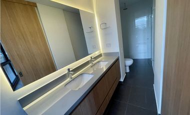 VENTA APARTAESTUDIO EN ALTOS DEL POBLADO