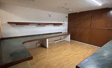 Edificio con uso mixto