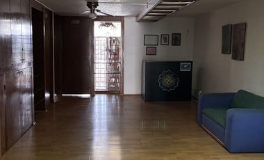 Edificio con uso mixto