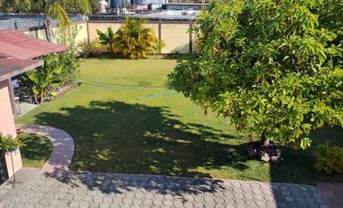 SE VENDE CASA CON TERRENO DE 600  MTS.