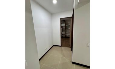 APARTAMENTO EN ARRIENDO SECTOR ALTO DE LAS FLORES - SABANETA