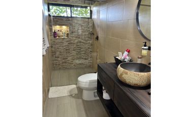 Venta de casa en el retiro