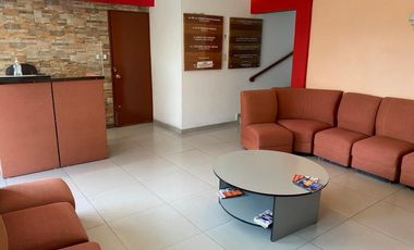 EN BLV. DE LAS MISIONES, SATÉLITE VENTA CON USO DE SUELO PARA CLÍNICA U OFICINAS