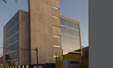 OFICINA EN EDIFICIO CORPORATIVO , EN AV. UNIVERSIDAD