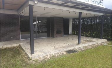 Venta de casa en el retiro