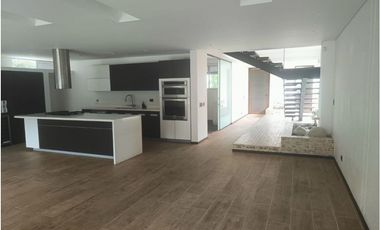 Venta de casa en el retiro