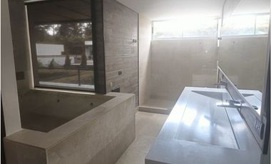 Venta de casa en el retiro