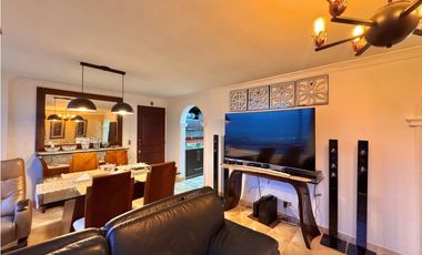 APARTAMENTO EN VENTA EN LOMA DEL INDIO PARTE BAJA - MEDELLN