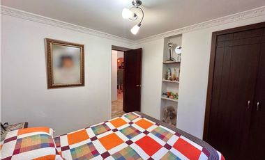 APARTAMENTO EN VENTA EN LOMA DEL INDIO PARTE BAJA - MEDELLN