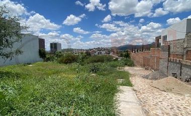 Terrenos residenciales en Privada Polaris- Burocratas, en Venta