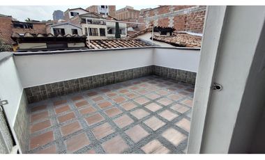 VENTA DE CASA UNIFAMILIAR EN LA CABAÑA EN BELLO