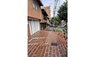 VENTA DE CASA UNIFAMILIAR EN LA CABAÑA EN BELLO