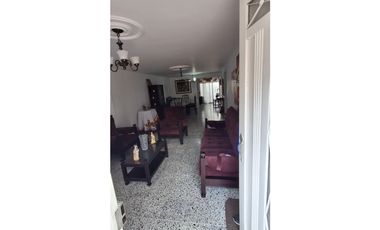 VENTA DE CASA UNIFAMILIAR EN LA CABAÑA EN BELLO