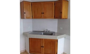 ARRIENDA APARTAMENTO DUPLEX CHIPRE