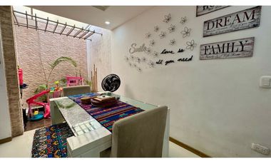 Casa en venta en conjunto residencial Casas del Samán - Palmira Valle