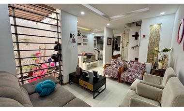 Casa en venta en conjunto residencial Casas del Samán - Palmira Valle