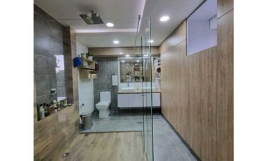 VENDO HEMOSA CASA EN SURAMERICA MUY AMPLIA CERCA  TODO MALL SURAMÉRICA