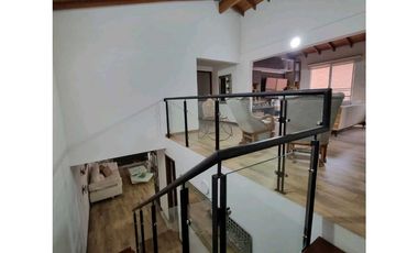 VENDO HEMOSA CASA EN SURAMERICA MUY AMPLIA CERCA  TODO MALL SURAMÉRICA