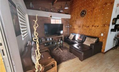 VENDO HERMOSA CASA EN SURAMÉRICA EXCELENTE UBICACION CERCA AL MALL