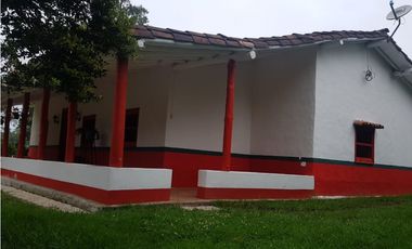 VENTA DE FINCA EN SANTA ELENA