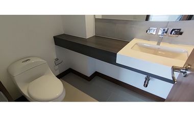 Vendo apto en perfecto estado Los Parras piso alto con buena vista