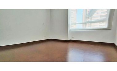 Vendo apto en perfecto estado Los Parras piso alto con buena vista
