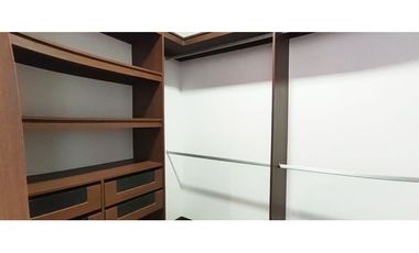 Vendo apto en perfecto estado Los Parras piso alto con buena vista