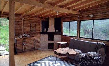 VENTA DE CABAÑA EN SANTA ELENA