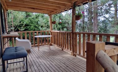 VENTA DE CABAÑA EN SANTA ELENA