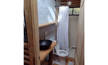 VENTA DE CABAÑA EN SANTA ELENA