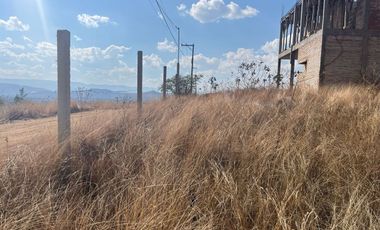 SE VENDE TERRENO EN ESQUINA CON VISTA PANORAMICA, UBICADO EN HUAYAPAM.