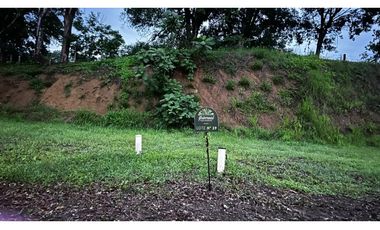 Lote Campestre unidad cerrada con muy buena valorización