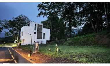 Lote Campestre unidad cerrada con muy buena valorización