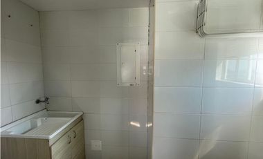 Se arrienda apartamento en sector central, Santa Marta